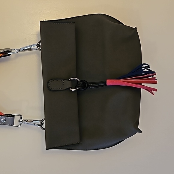 THREADED PEAR Gray Tassel Colorful Guitar Strap Shoulder Mini Bag - Picture 3 of 8